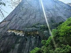 -鄣山大峡谷