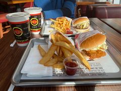 -FATBURGER 特富客汉堡(外交公寓店)