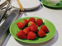 -新艺自助美食城(中山路店)