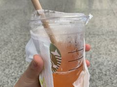-星巴克(上海虹桥站2A检票口)