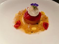 传统萨卡帕朗姆酒浸巴巴蛋糕-Le Comptoir de Pierre Gagnaire