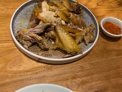 -头上红煨盐鸡·非遗院子餐厅