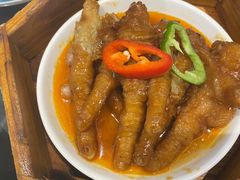 排骨大战凤爪-龙凤点心饼家·39年老字号(松岗店)