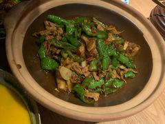 碾辣椒炒肉-吃饭皇帝大土家民族菜(正大广场店)