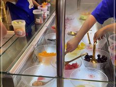 自助取餐区-溪边姑娘·拉丝酸奶水果捞(春熙路店)
