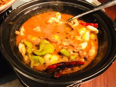 黑松露牛肝菌焖牛蛙-云海肴云南菜(浦江欢乐颂店)