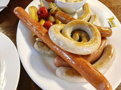 巴伐利亚什锦香肠盘配-巴伐利亚啤酒坊(意式风情街店)