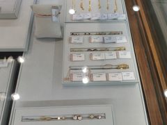 -品真阁华夏典当行(四通桥店)