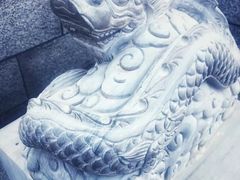 -定都峰