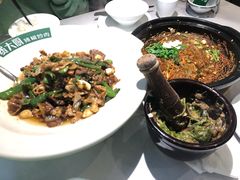 -费大厨辣椒炒肉(黄兴中心广场店)