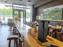 -星巴克(泰安万达店)