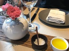 -Carbon莫卡哆·意大利复古集市餐厅(杭州大厦店)