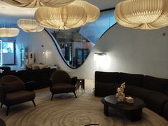 -涨巢·潮玩水疗局