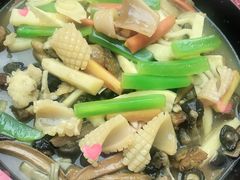 -有红鸡毛店·川菜(建设路店)