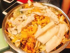-罗记又添缘竹荪山药鸡·野生菌火锅(西园南路店)