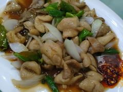 -王三美食(荷斯坦牛路店)