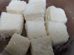 椰丝牛奶小方-85度C(南京龙江店)