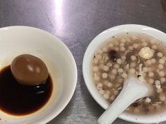 -芳婆糕团店(王府大街店)