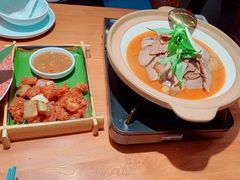 -菌自由丨野生菌火锅特色庭院餐厅(丽江古城店)