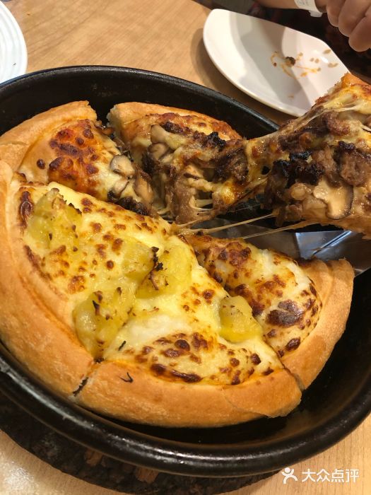 必胜客(余姚五彩城店PH店)榴莲多多比萨图片
