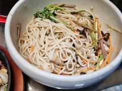 鸡丝凉米线-云海肴·汽锅鸡·云南菜(天津国金汇店)