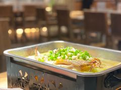 -蜜桃餐厅·伴山(湖滨商业街店)