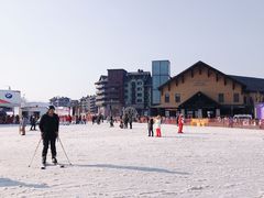 -中旅松花湖滑雪场
