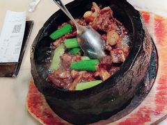 石锅杭椒牛蛙-虫二酒肆(美罗城店)