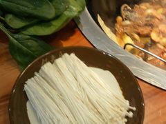 -锅来乐地锅鸡(安亭店)