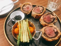 惠灵顿牛排-榖屋house of flour(张江首店)