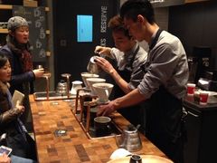 星巴克&nbsp;全黑围裙店(太古里店)-星巴克(成都太古里二店)