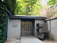 -穹六人间 people 6(岳阳路店)