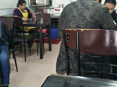 -芳芳餐厅(白沙路店)