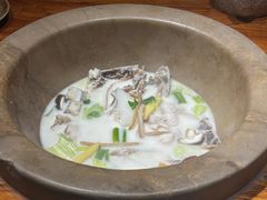 -滇香肴·云南菜蒸汽石锅鱼(云南北路店)