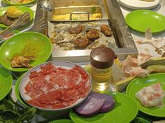 -新艺自助美食城(中山路店)