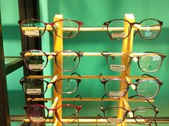-Trend1881视光·蔡司视觉(领展广场店)