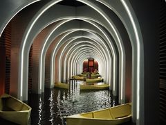 -涨巢·潮玩水疗局