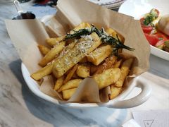 -九月里.自由花园餐厅