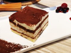 -必胜客(绿地新都会店)