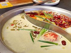 -沸炉重庆老火锅(军事博物馆店)