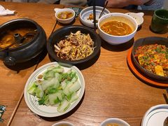 -云海肴·汽锅鸡·云南代表菜(天山百盛优客店)