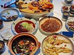 -八府香鸭·啫啫煲(华山路店)