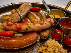 俄罗斯煎肠拼盘-马克西姆俄罗斯餐厅(通亚街店)