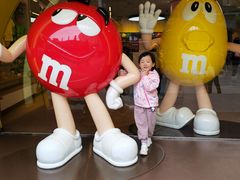 -m豆巧克力世界(上海世茂广场店)