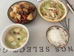 -鲸励母婴月嫂(望京店)