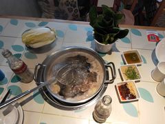 -南城十里潮汕鲜牛火锅·鲜虾生滚粥(融汇老商埠店)