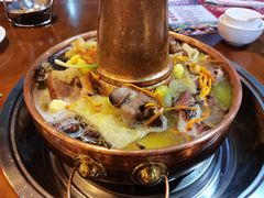 -岳记兴隆·青城腊排铜火锅(融创店)