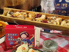-刘姐啤酒鱼民族演艺餐厅(西街总店)