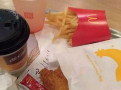 -麦当劳(杭州西湖银泰百货店)
