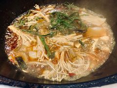 -锅来乐地锅鸡(安亭店)
